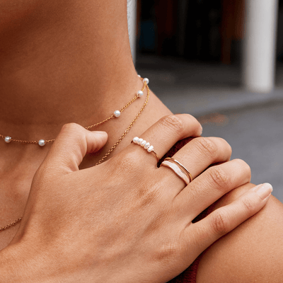 Klassískur hringur með ferskvatnsperlu