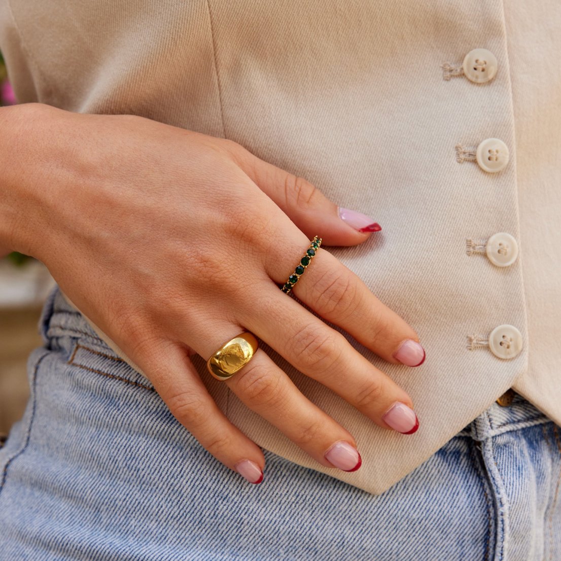 Kristalhringur með smaragðsglæsileika