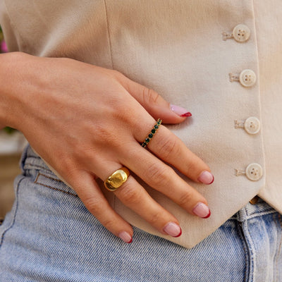 Kristalhringur með smaragðsglæsileika