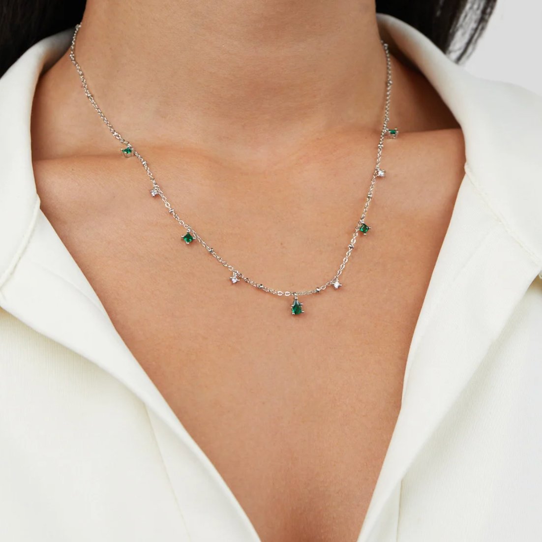 Emily silfurhálsmen með kristöllum