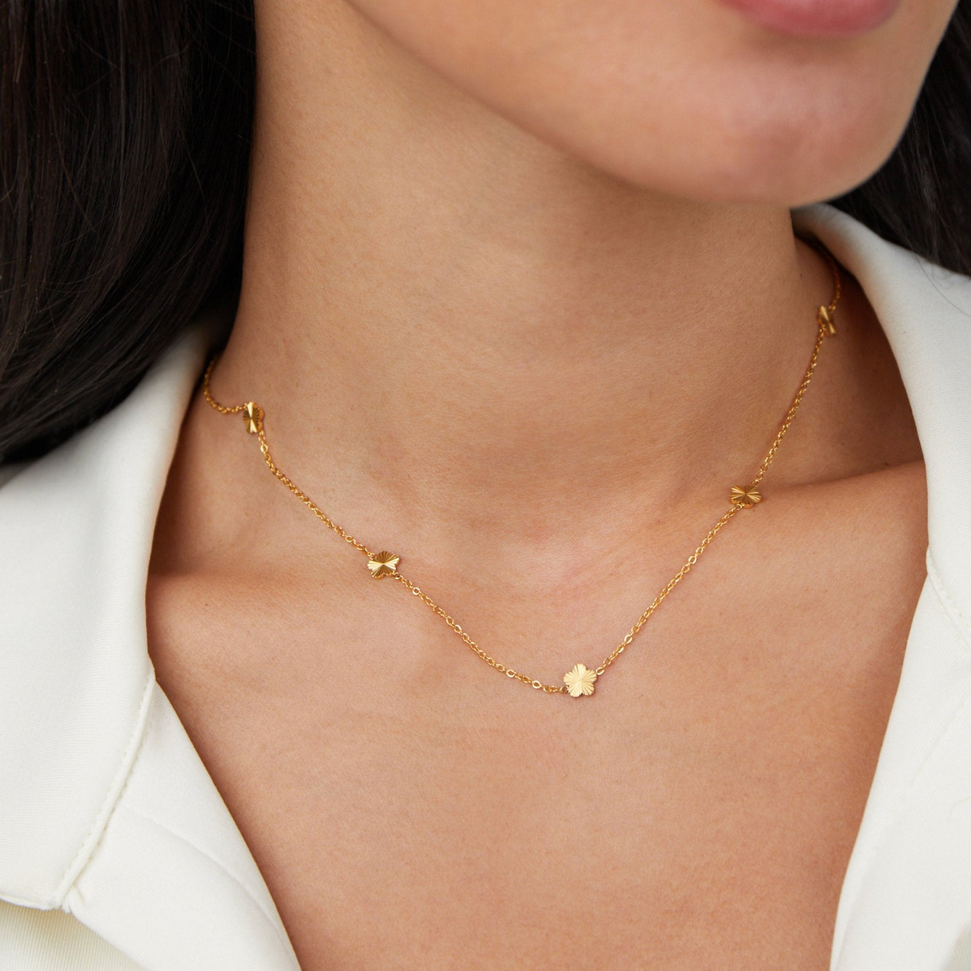 Flower Power keðjuhálsmen