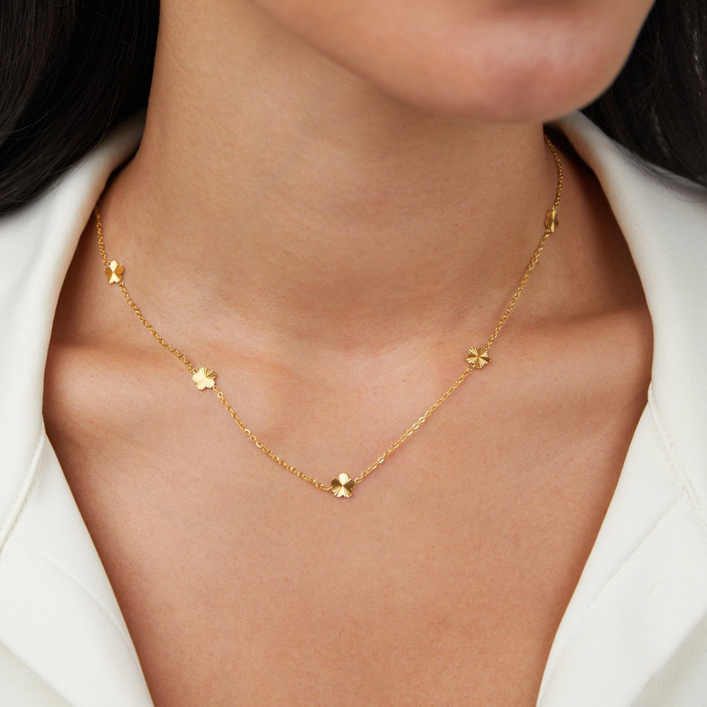 Flower Power keðjuhálsmen