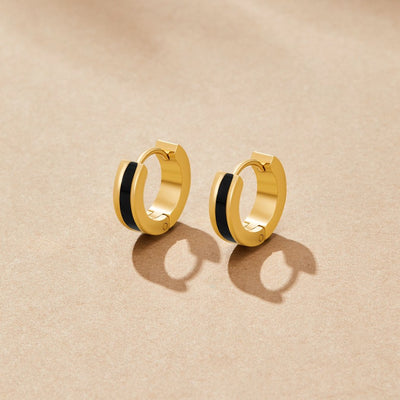 Svartir hringlaga eyrnalokkar frá Leigh